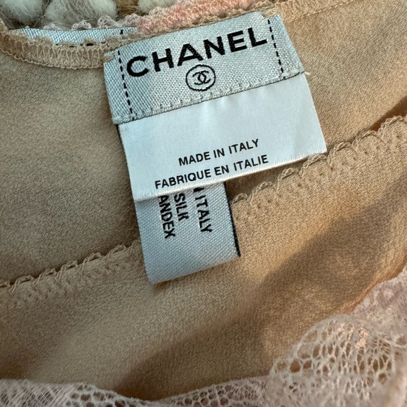 Chanel vintage 2005 lace top in size 40 - Picture 10 of 12